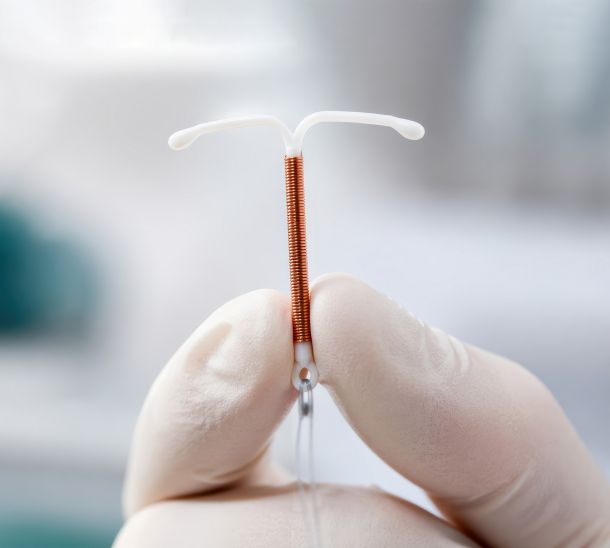 Zavedenie vnútromaternicového telieska (IUD/IUS) bez strachu: Ako pomáha lekárska akupunktúra?